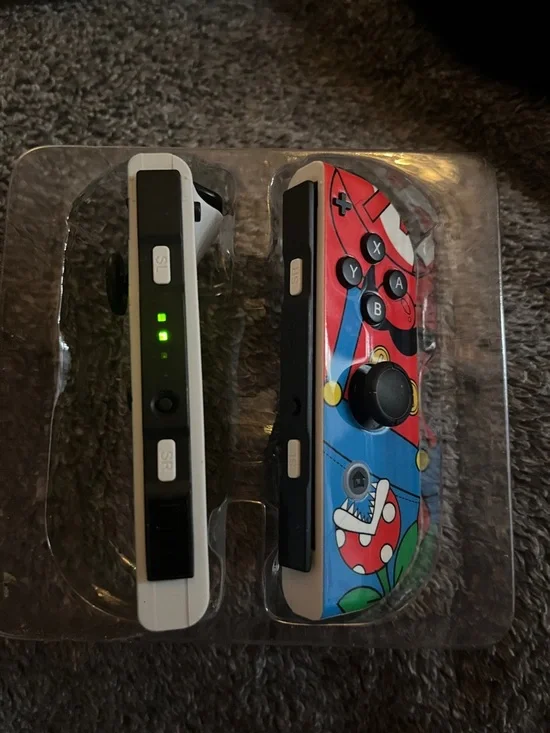 Nintendo Switch controller attachments  - Mario  Design - Picture 2 of 3